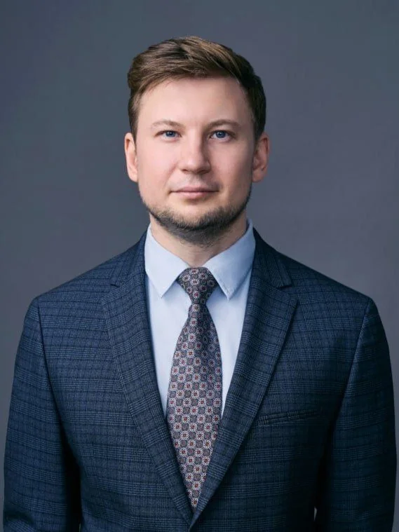 Анатолий Перуков
